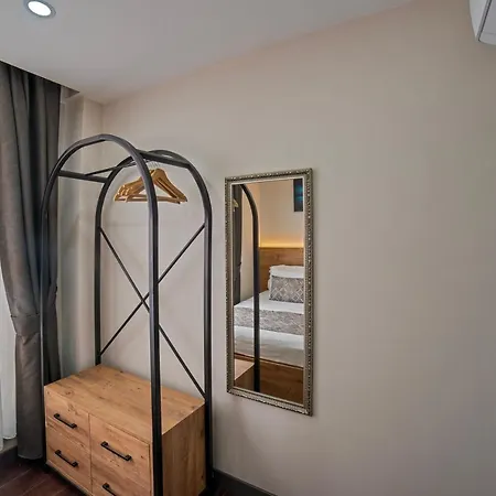 Aparthotel Moonlight *